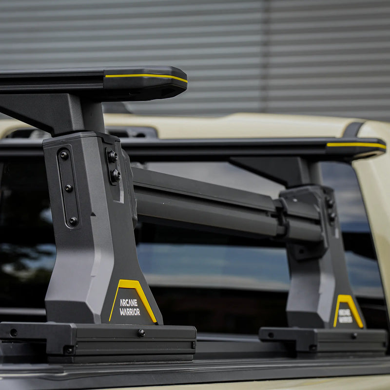 ULTRARIDGE high-mount upright close-up