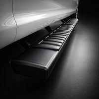 Anti-slip truck side step surface — view 6
